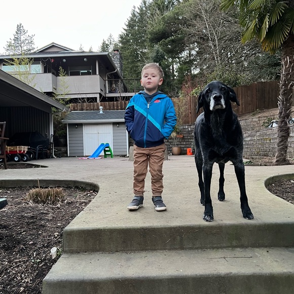 Meet your Posher, Kelly - Picture 3 of 8